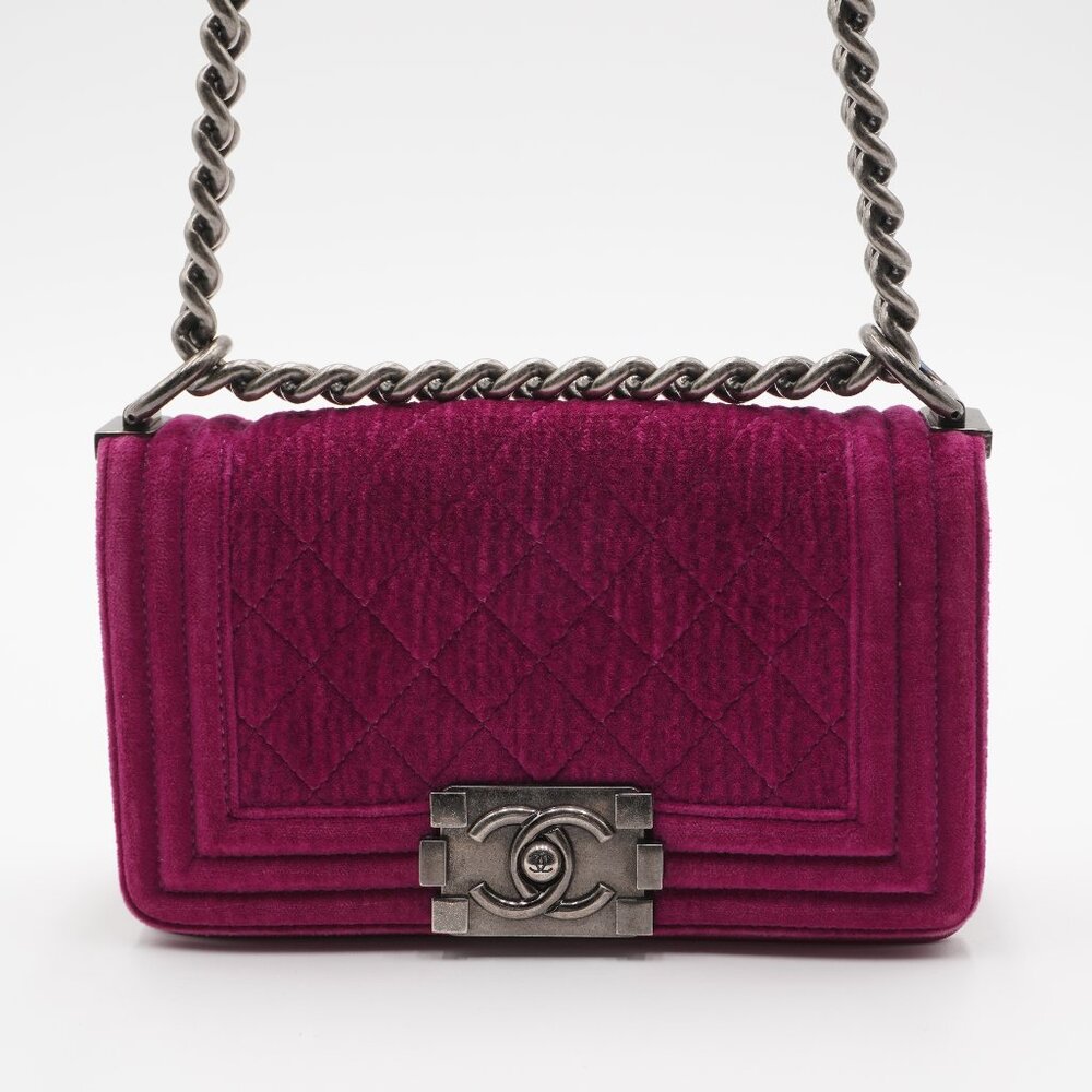 Pre-owned CHANEL Magenta Velvet Vintage Boy Bag